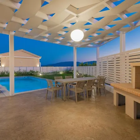 Spartakos Luxury 4 Planos (Zakynthos)