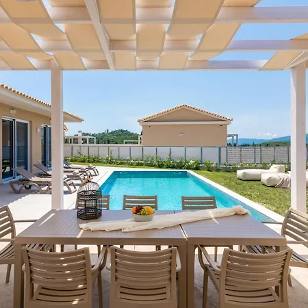 Spartakos Luxury 4 Villa Planos (Zakynthos)